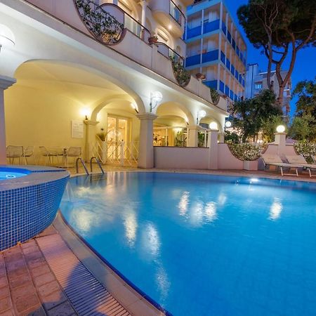 Hotel Parco dei Principi Rimini Esterno foto