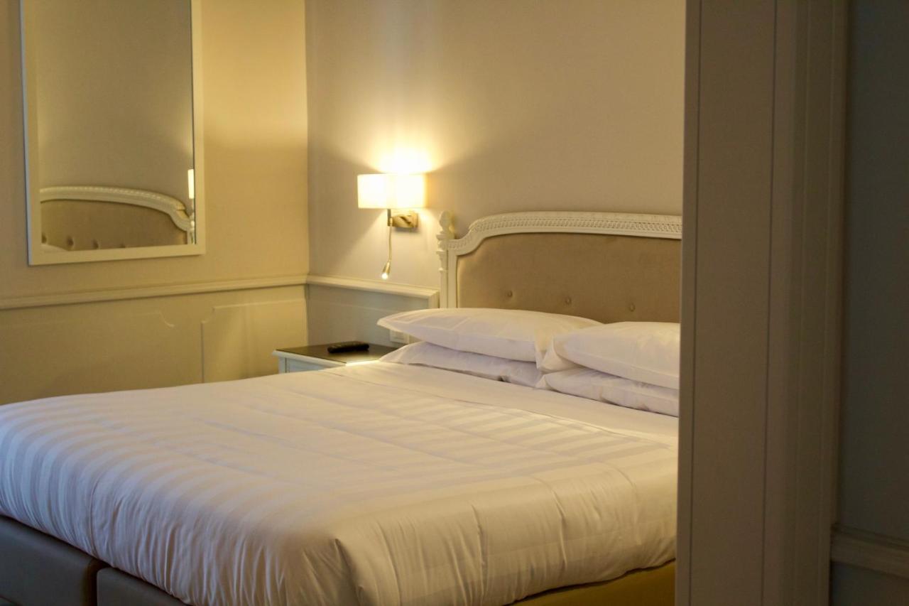 Hotel Parco dei Principi Rimini Esterno foto
