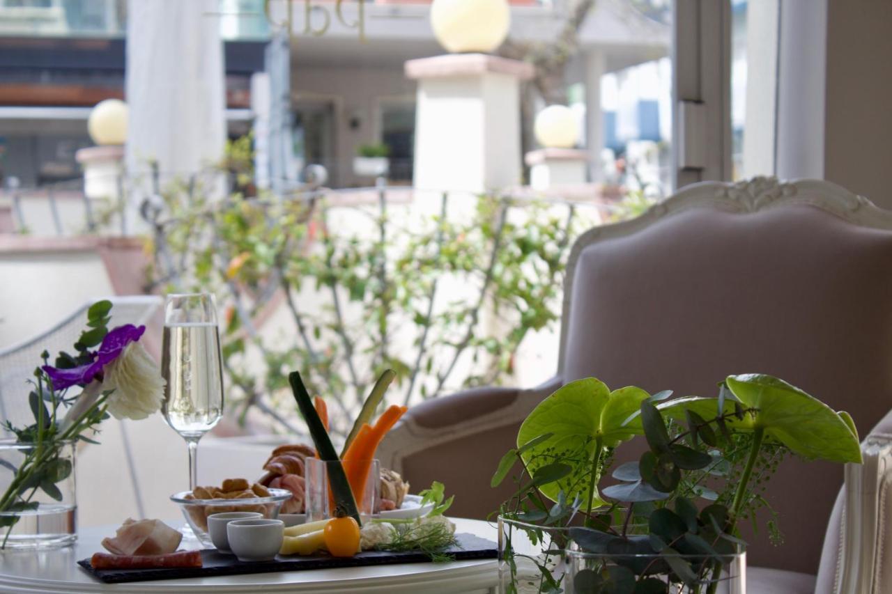 Hotel Parco dei Principi Rimini Esterno foto