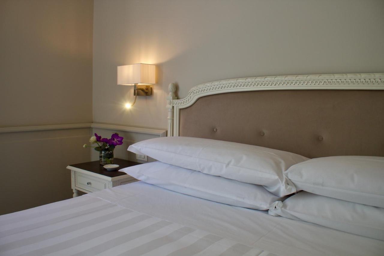 Hotel Parco dei Principi Rimini Esterno foto