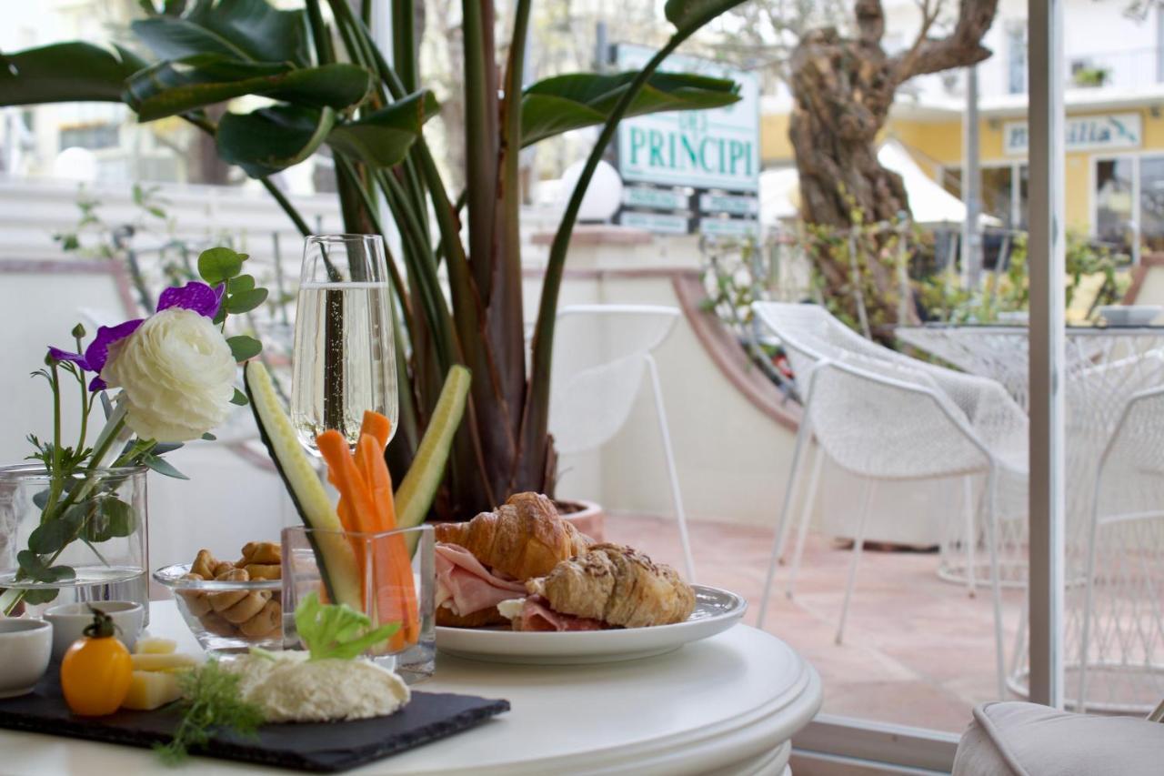 Hotel Parco dei Principi Rimini Esterno foto