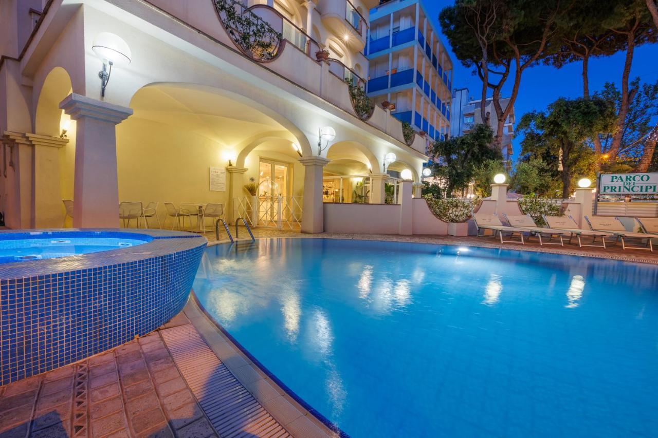 Hotel Parco dei Principi Rimini Esterno foto