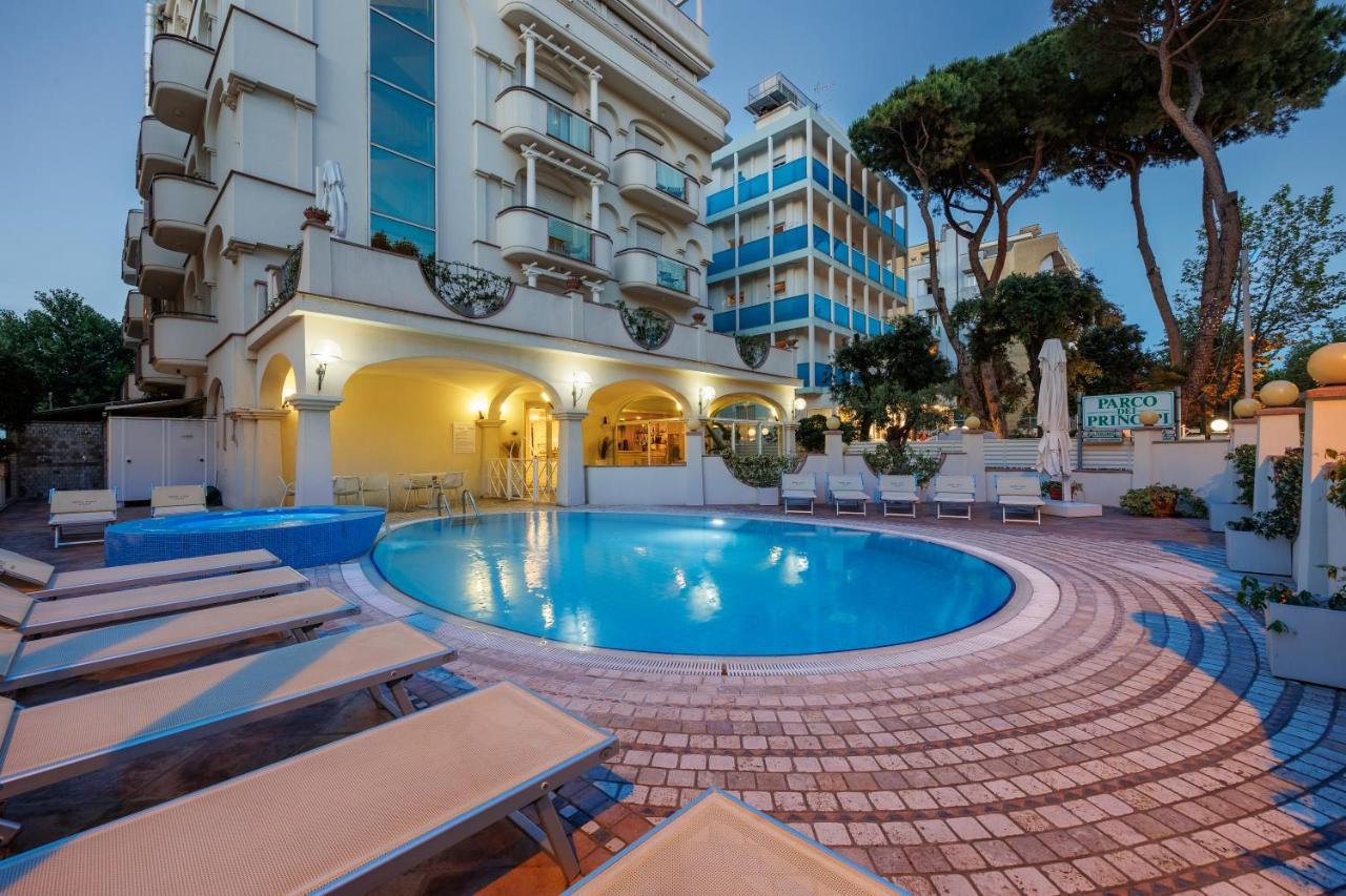 Hotel Parco dei Principi Rimini Esterno foto