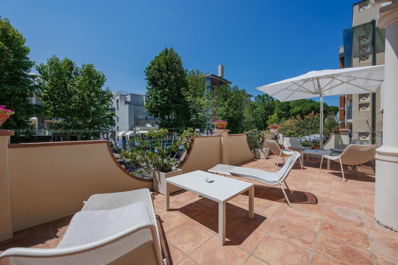 Hotel Parco dei Principi Rimini Esterno foto