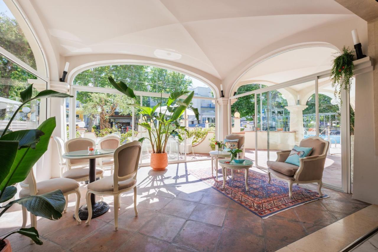 Hotel Parco dei Principi Rimini Esterno foto