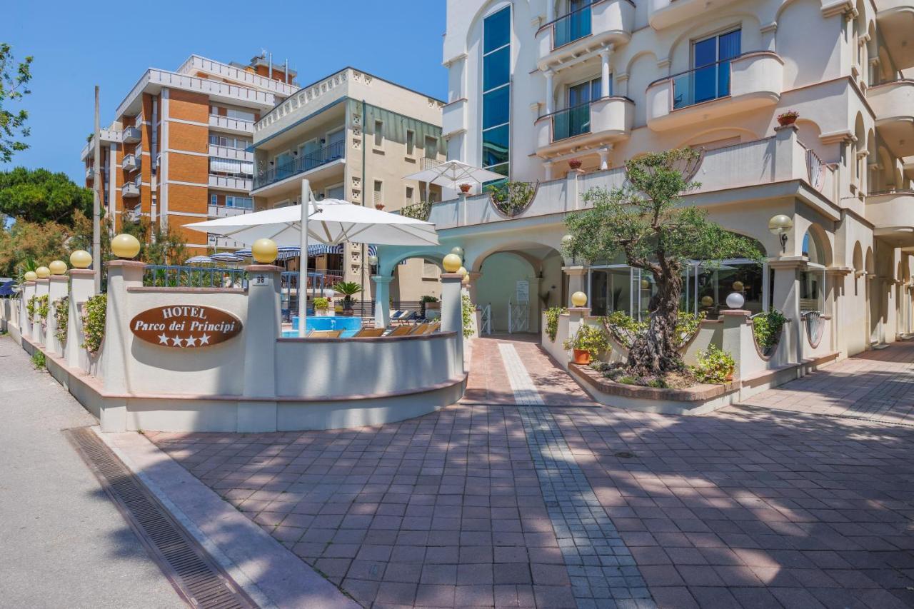 Hotel Parco dei Principi Rimini Esterno foto