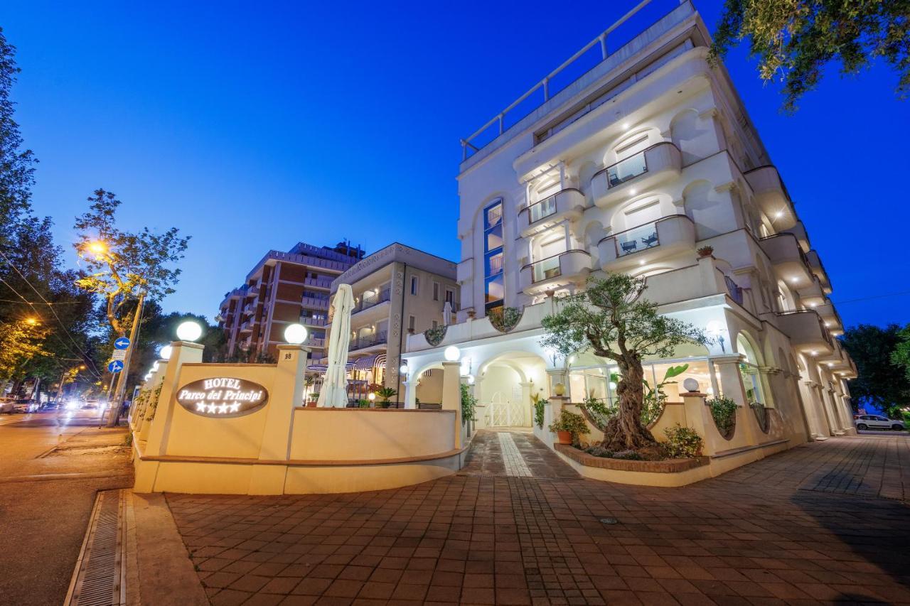 Hotel Parco dei Principi Rimini Esterno foto